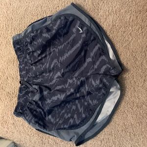 Nike dri fit shorts size medium